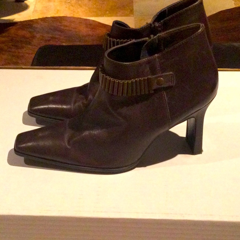 Nine West boots